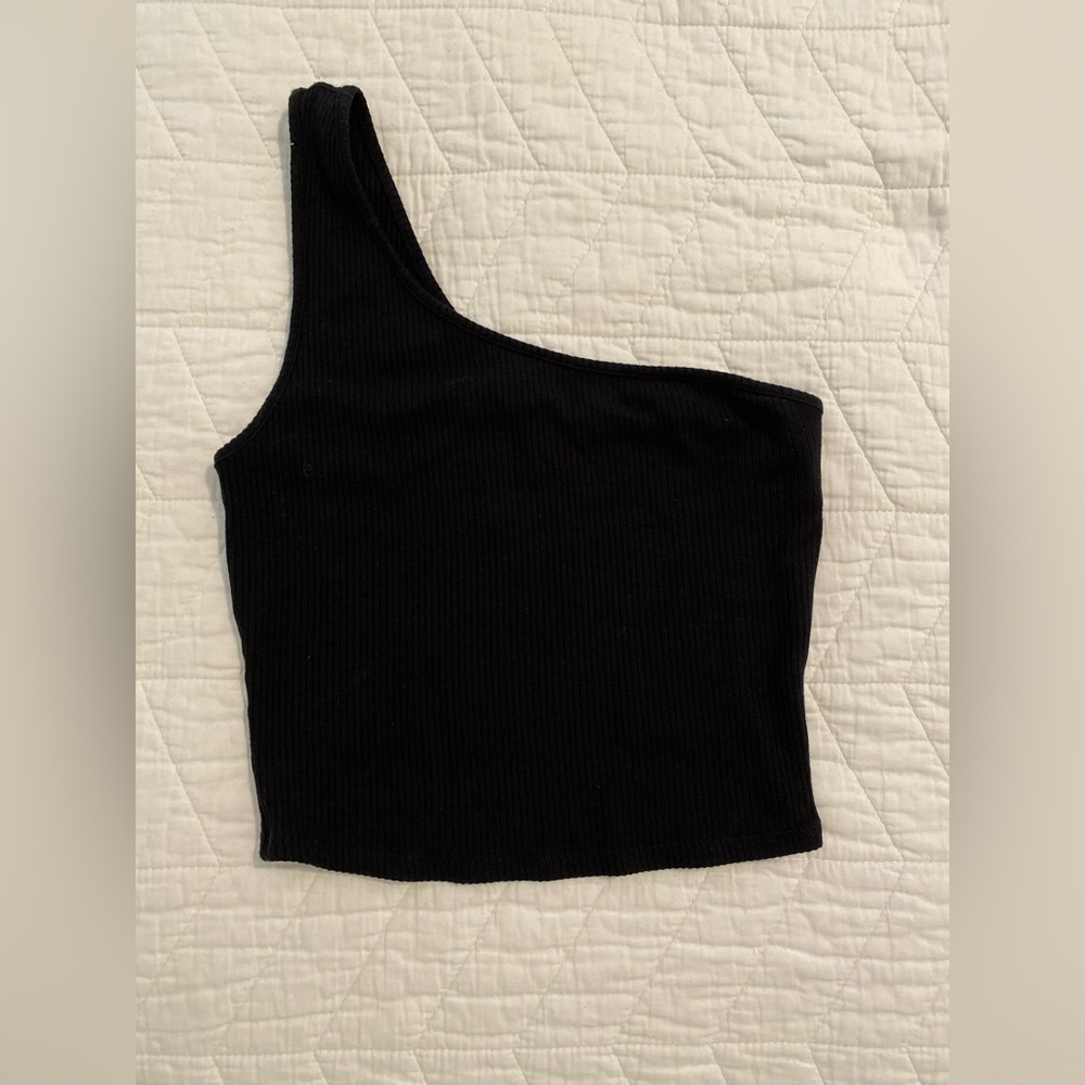Garage one-shoulder top